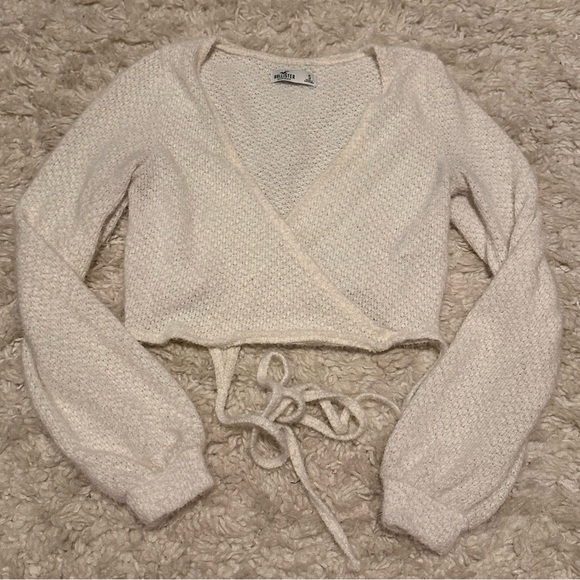 Hollister Chenille Wrap Top - Picture 1 of 4